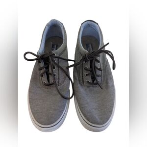 Size 9 Men's Sperry Top Sider Shoes in EUC